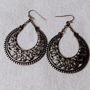 ✨4/$20✨ PREMIER DESIGNS Crescent Earrings